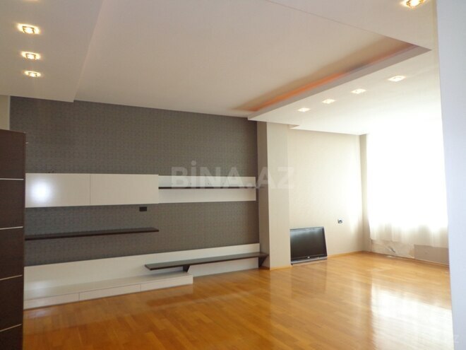 Сдаётся 4-комн. новостройка 230 м², м. 8 ноября, photo 5 from 22