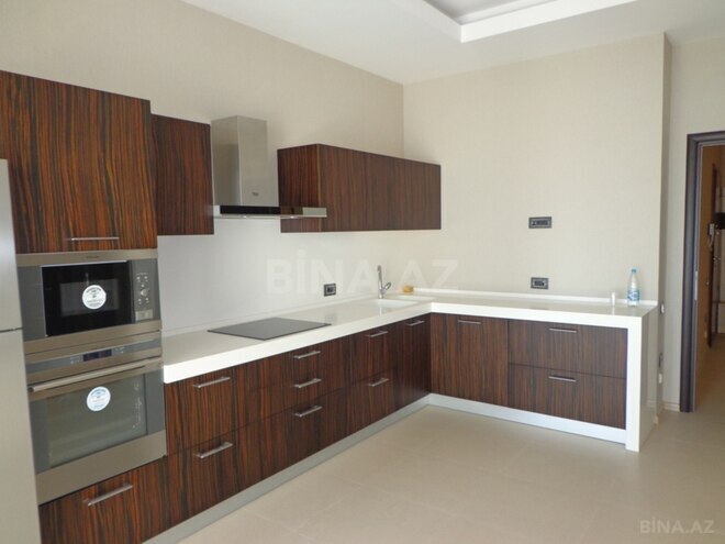 Сдаётся 4-комн. новостройка 230 м², м. 8 ноября, photo 7 from 22