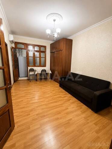 Satılır 2 otaqlı köhnə tikili 45 m², Memar Əcəmi m., photo 3 from 7