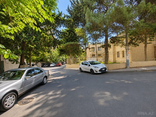 Продаётся 2-комн. вторичка 65 м², м. Мемар Аджеми, photo 22 from 23