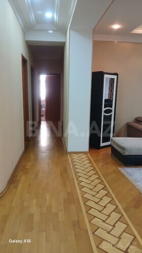 Сдаётся 3-комн. новостройка 125 м², м. 28 мая, photo 3 from 6