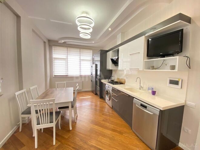 İcarəyə verilir 2 otaqlı yeni tikili 100 m², 28 May m., photo 6 from 15