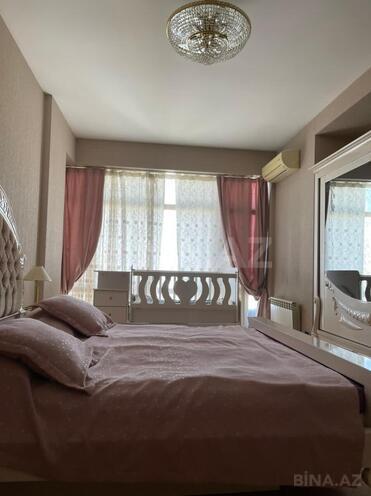 İcarəyə verilir 4 otaqlı yeni tikili 190 m², 28 May m., photo 16 from 25