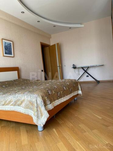 İcarəyə verilir 4 otaqlı yeni tikili 190 m², 28 May m., photo 3 from 25
