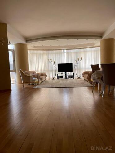 İcarəyə verilir 4 otaqlı yeni tikili 190 m², 28 May m., photo 1 from 25