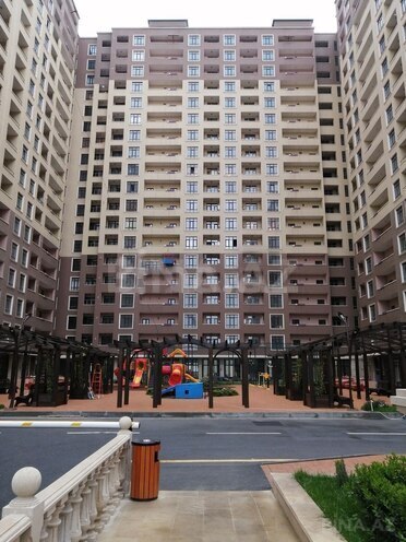 Satılır 2 otaqlı yeni tikili 57 m², İnşaatçılar m., photo 1 from 18