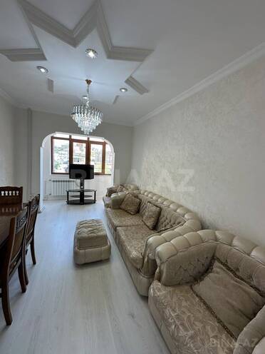 Satılır 2 otaqlı köhnə tikili 55 m², Müşfiqabad q., photo 1 from 19