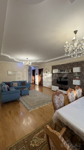 Satılır 9 otaqlı həyət evi/bağ evi 488 m², Qaraçuxur q., photo 13 from 31