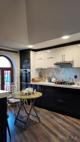 Satılır 9 otaqlı həyət evi/bağ evi 488 m², Qaraçuxur q., photo 8 from 31