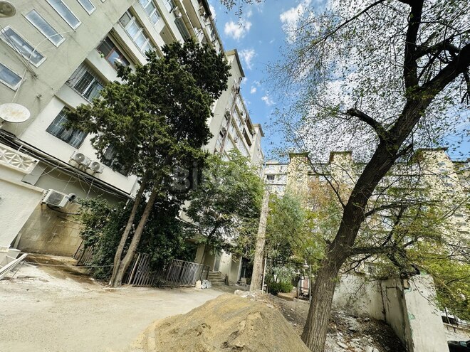 Satılır 3 otaqlı köhnə tikili 90 m², Azadlıq Prospekti m., photo 4 from 25
