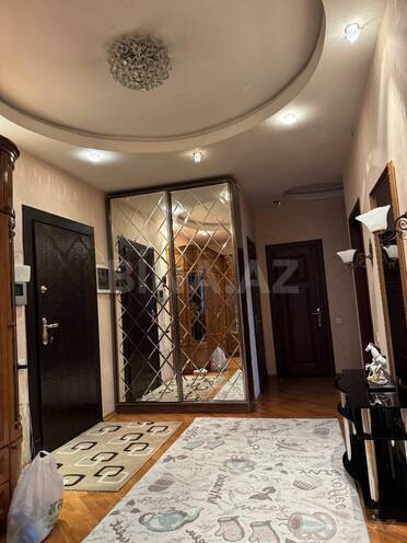 Сдаётся 3-комн. новостройка 137 м², м. Низами, photo 16 from 21