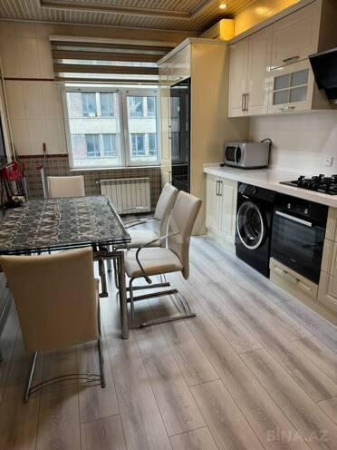 Сдаётся 3-комн. новостройка 137 м², м. Низами, photo 12 from 21