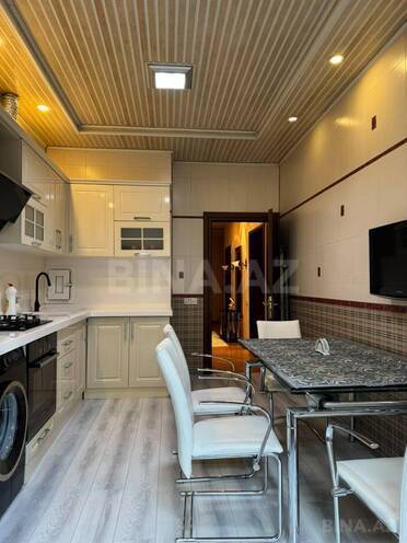 Сдаётся 3-комн. новостройка 137 м², м. Низами, photo 14 from 21