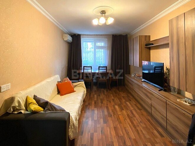 Продаётся 2-комн. вторичка 55 м², Ясамальский р., photo 6 from 24