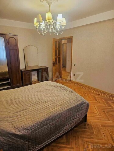 İcarəyə verilir 3 otaqlı köhnə tikili 90 m², Elmlər Akademiyası m., photo 5 from 11