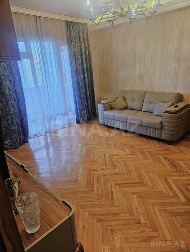 İcarəyə verilir 3 otaqlı köhnə tikili 90 m², Elmlər Akademiyası m., photo 1 from 11