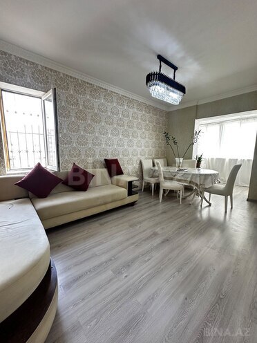Satılır 2 otaqlı köhnə tikili 45 m², Yeni Yasamal q., photo 1 from 11