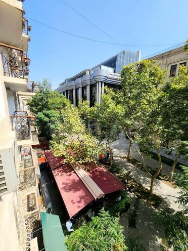 İcarəyə verilir 2 otaqlı köhnə tikili 80 m², Sahil m., photo 14 from 18