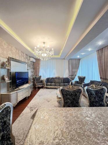 Satılır 4 otaqlı yeni tikili 175 m², 8 Noyabr m., photo 3 from 18