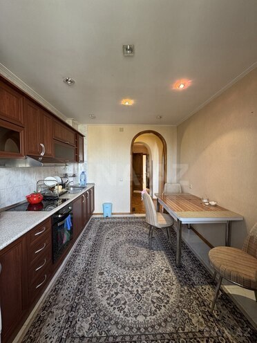 Satılır 3 otaqlı köhnə tikili 105 m², Elmlər Akademiyası m., photo 12 from 15