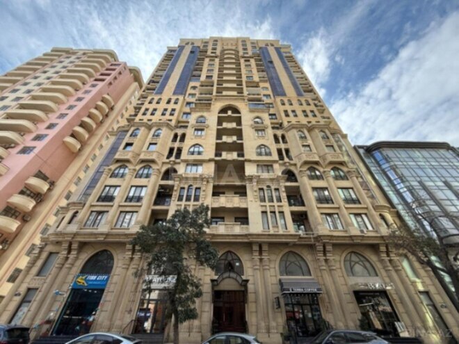 Продаётся 4-комн. новостройка 248.6 м², м. 28 мая, photo 1 from 8