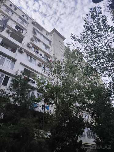 Продаётся 2-комн. вторичка 65 м², м. Ази Асланов, photo 1 from 17