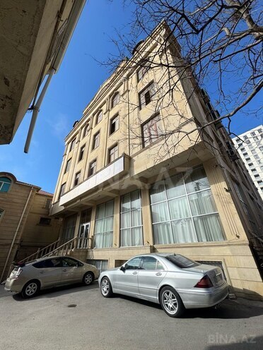 Продаётся  объект 1 650 м², м. Иншаатчылар, photo 3 from 14