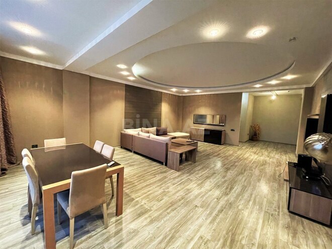 İcarəyə verilir 4 otaqlı yeni tikili 210 m², 28 May m., photo 4 from 20
