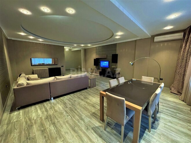 İcarəyə verilir 4 otaqlı yeni tikili 210 m², 28 May m., photo 3 from 20
