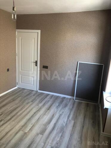 Продаётся 2-комн. вторичка 65 м², м. Ази Асланов, photo 4 from 13