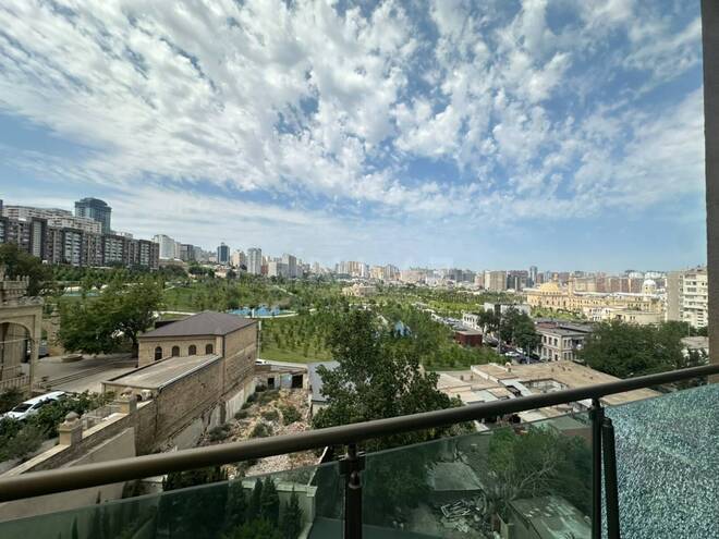 İcarəyə verilir 5 otaqlı yeni tikili 200 m², İçəri Şəhər m., photo 11 from 32