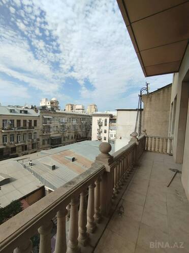 Сдаётся 3-комн. новостройка 160 м², м. Сахил, photo 4 from 28