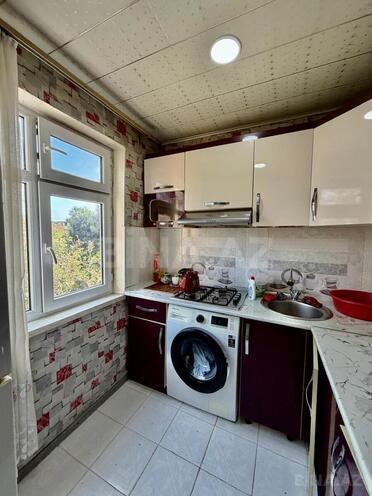 Satılır 4 otaqlı köhnə tikili 100 m², Xalqlar Dostluğu m., photo 12 from 22
