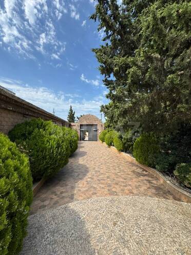 Satılır 7 otaqlı həyət evi/bağ evi 500 m², Novxanı q., photo 30 from 32