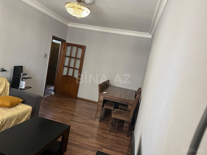 Продаётся 2-комн. вторичка 60 м², м. Ази Асланов, photo 4 from 13