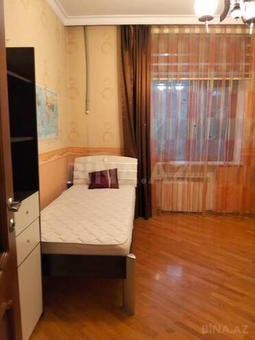 Сдаётся 3-комн. вторичка 80 м², м. Элмляр Академиясы, photo 3 from 12