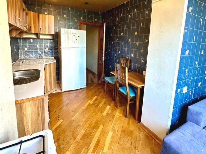 Продаётся 2-комн. вторичка 60 м², м. Нефтчиляр, photo 14 from 20