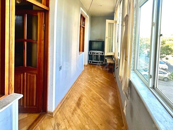 Продаётся 2-комн. вторичка 60 м², м. Нефтчиляр, photo 11 from 20