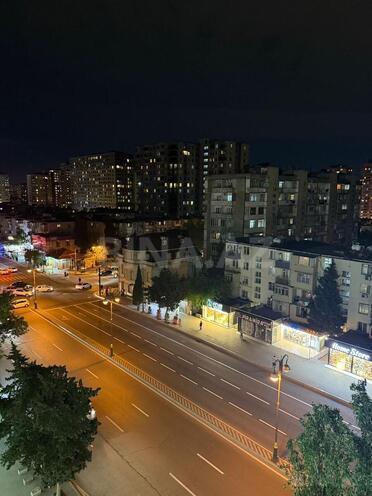 Сдаётся 2-комн. вторичка 80 м², м. Иншаатчылар, photo 1 from 12