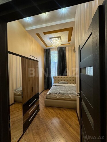 Сдаётся 3-комн. вторичка 110 м², м. Сахил, photo 7 from 14