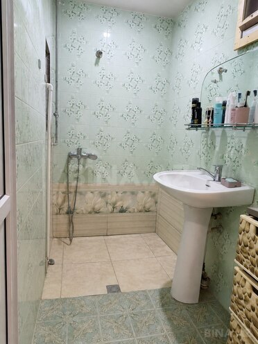Satılır 2 otaqlı köhnə tikili 68 m², Nəsimi m., photo 8 from 10