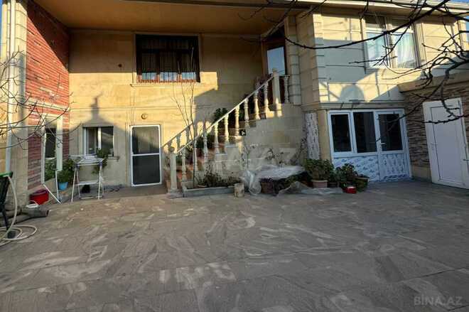 Продаётся 7-комн. дом/дача 240 м², м. Элмляр Академиясы, photo 1 from 16
