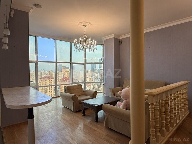Satılır 3 otaqlı yeni tikili 153 m², 28 May m., photo 16 from 17