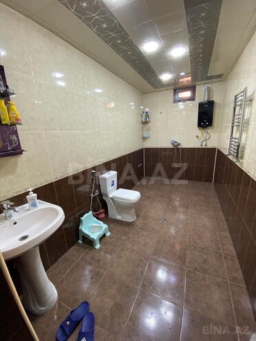 Satılır 7 otaqlı həyət evi/bağ evi 315 m², Novxanı q., photo 22 from 32