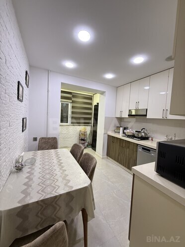 Продаётся 3-комн. вторичка 80 м², м. Ази Асланов, photo 12 from 21