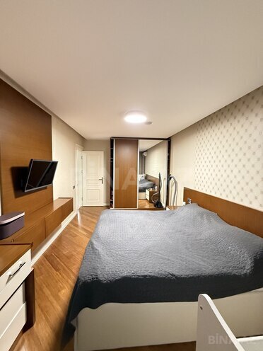 Продаётся 3-комн. вторичка 80 м², м. Ази Асланов, photo 7 from 21