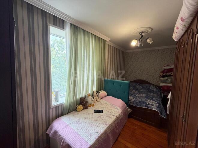 Продаётся 2-комн. вторичка 55 м², м. Кара Караев, photo 10 from 14