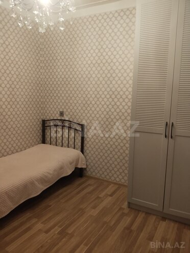Satılır 5 otaqlı köhnə tikili 120 m², Xalqlar Dostluğu m., photo 19 from 24