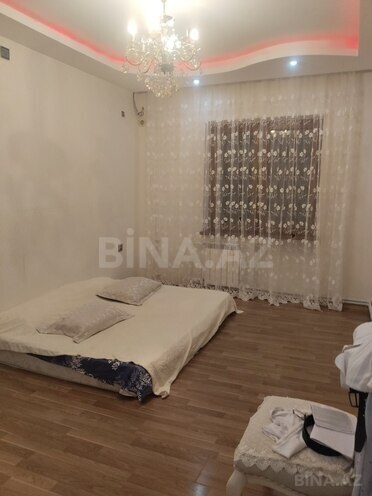 Satılır 5 otaqlı köhnə tikili 120 m², Xalqlar Dostluğu m., photo 3 from 24