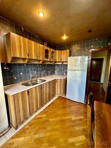 Продаётся 2-комн. вторичка 60 м², м. Нефтчиляр, photo 19 from 20